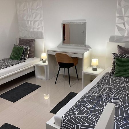 Apartman Sonas With Free Private Parking Karlovac Exteriér fotografie
