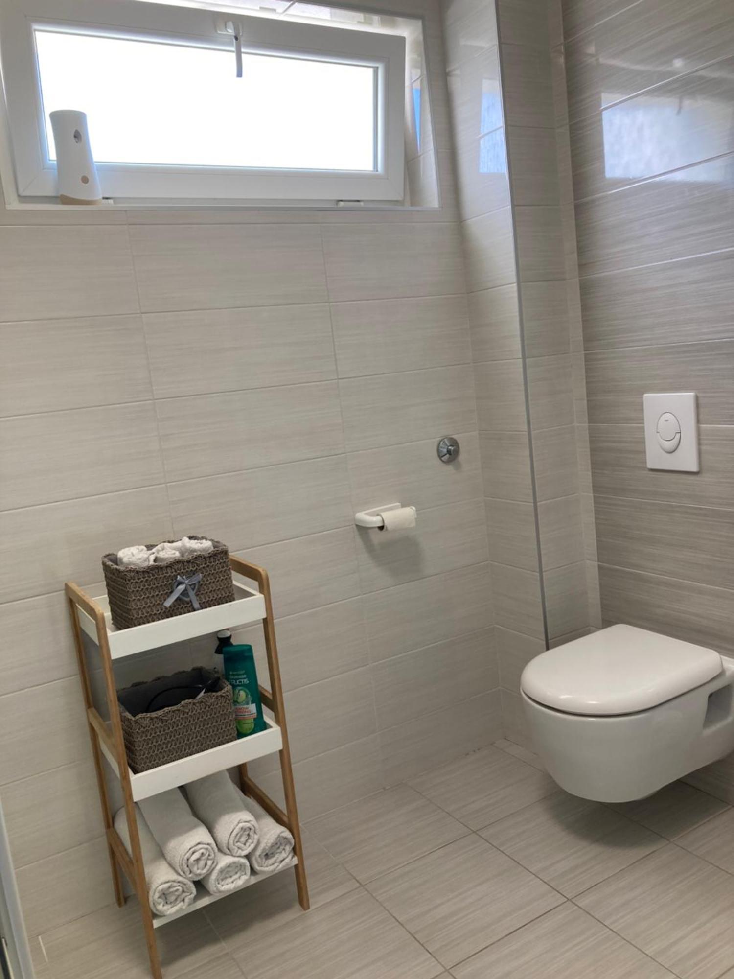 Apartman Sonas With Free Private Parking Karlovac Exteriér fotografie