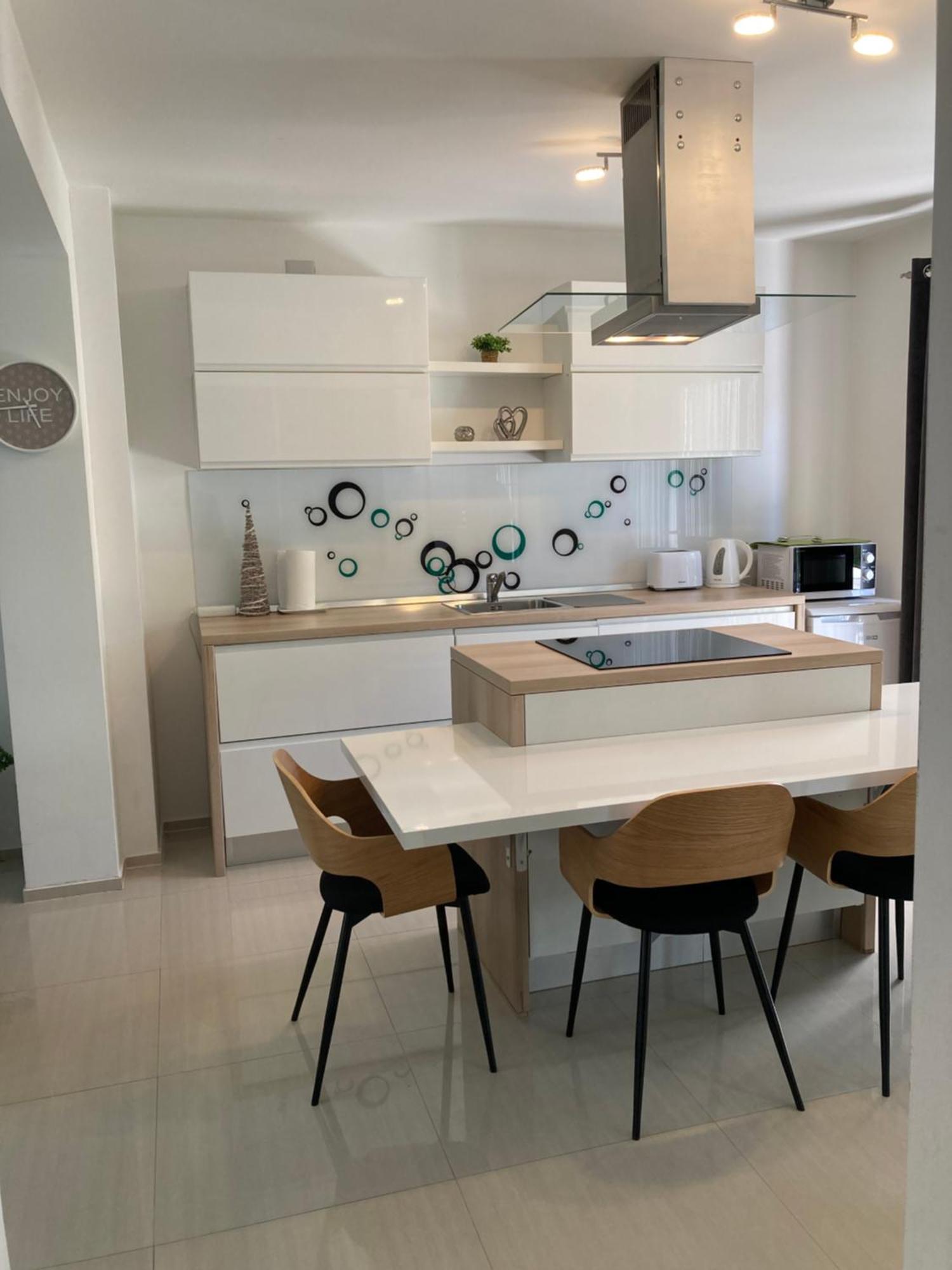Apartman Sonas With Free Private Parking Karlovac Exteriér fotografie